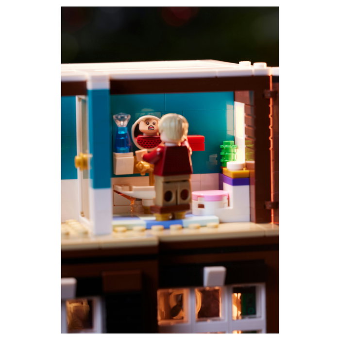 LEGO Ideas Home Alone 21330 LEGO Ideas Home Alone 21330