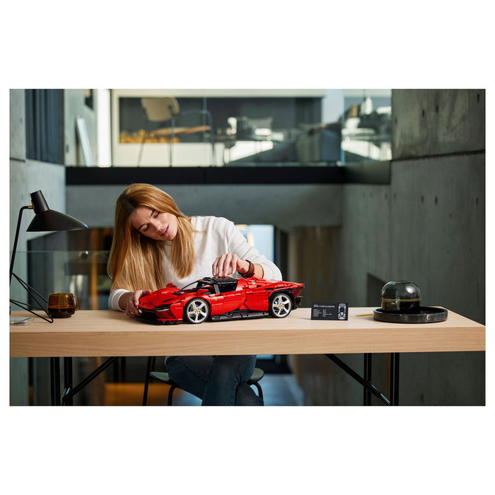 LEGO Technic Ferrari Daytona SP3 42143 Juego Construcción 3778 Piezas