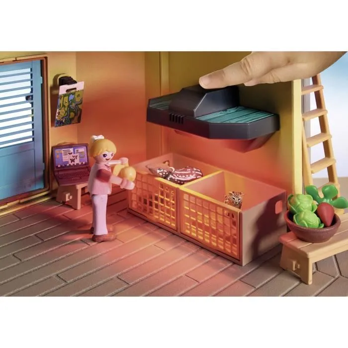 Playmobil 71007 Wiltopia - Centro de Cuidado de Animales Sostenible - Fabricado con más del 80% de Materiales Reciclados o Bio-basados