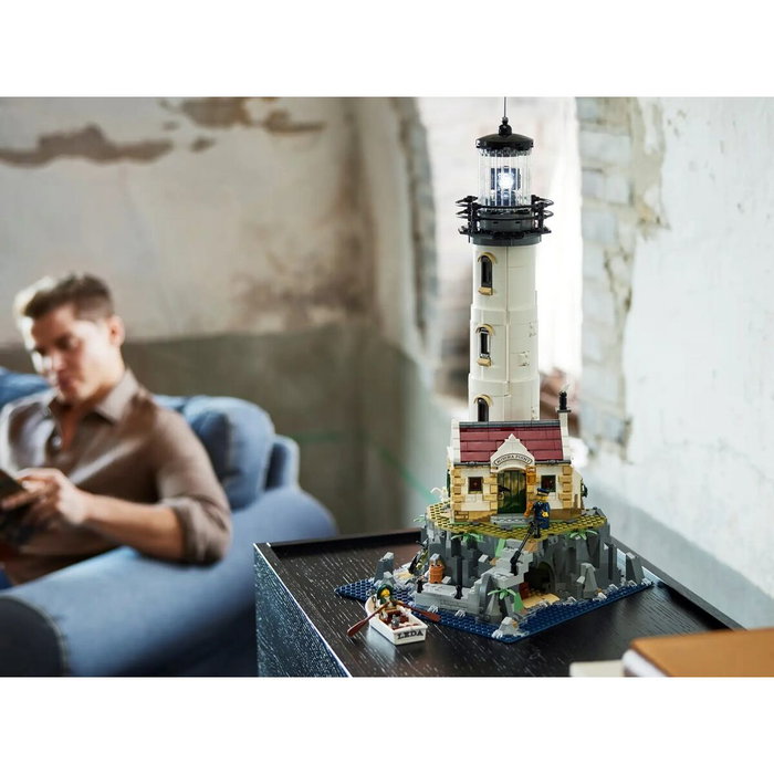 Lego Ideas Faro Motorizado 21335