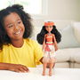 Mattel Hpg68 Muñeca Princesa Vaiana Disney Princess, Articulada con Accesorios (Diadema y Collar), Edad +3 Años