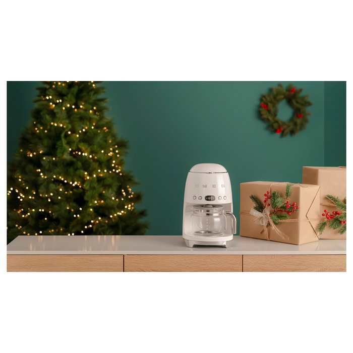 SMEG DCF02CREU Cafetera de filtro 50s Style 1.4L (10 tazas), 1050W, para café molido, programable, color crema