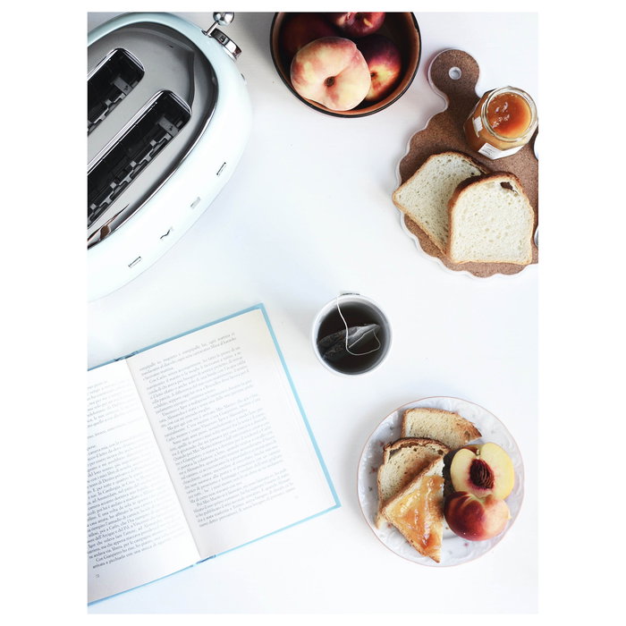 Smeg TSF01PGEU Tostadora de 2 Ranuras, 950W, Pastel Verde, Acero Inoxidable, Control por Botones, Función Descongelar y Recalentar, Bandeja Extraíble