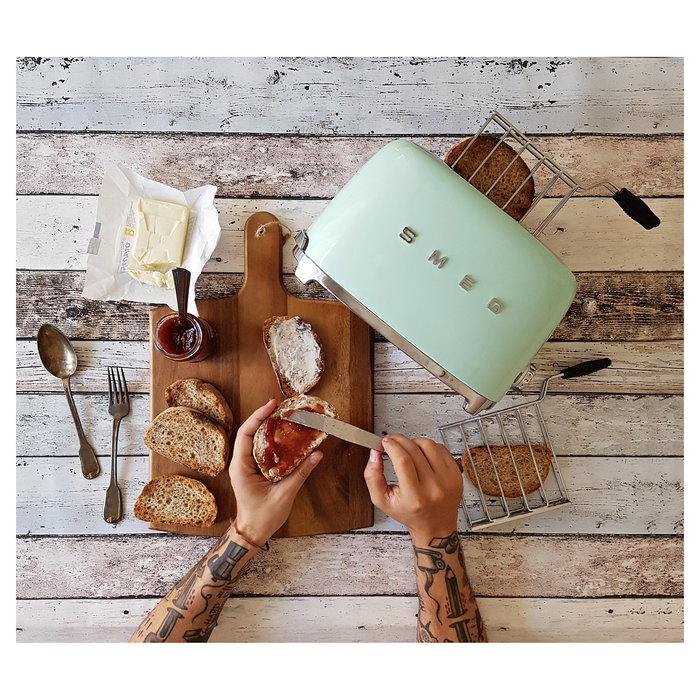 Smeg TSF01PGEU Tostadora de 2 Ranuras, 950W, Pastel Verde, Acero Inoxidable, Control por Botones, Función Descongelar y Recalentar, Bandeja Extraíble