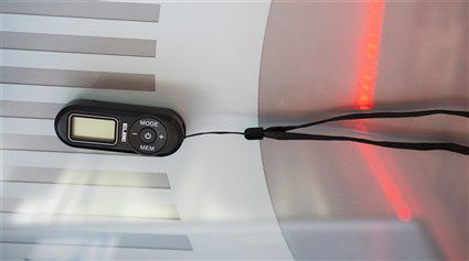 Elbe RF-96 Radio Digital FM Mini Auriculares Incluidos Muy Ligera Portatil 44 gramos