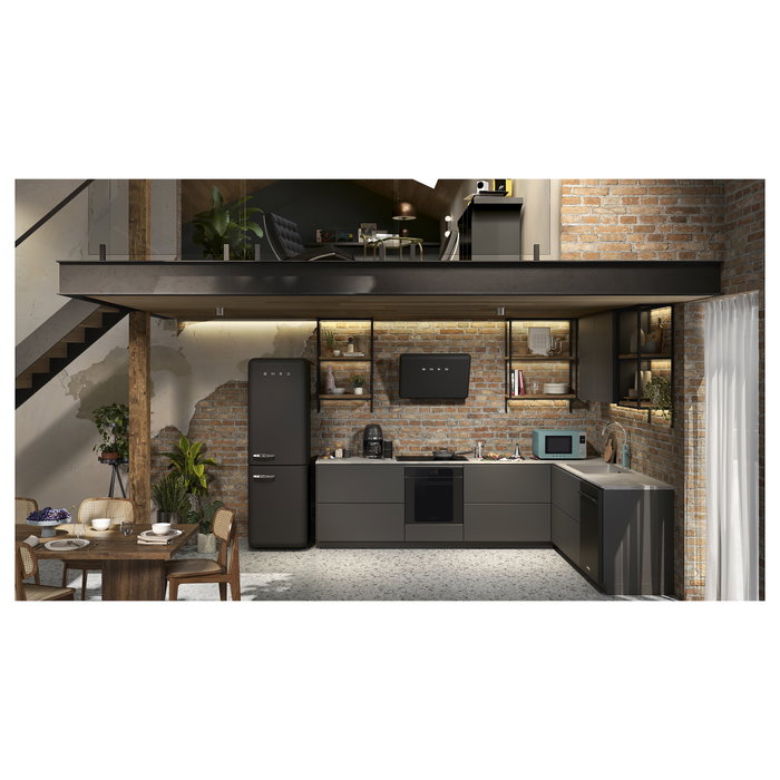 Smeg TSF01BLMEU Toaster de 2 Rebanadas, Negro, Acero Inoxidable, 950 W, Función Descongelar y Recalentar, Control por Botones Smeg TSF01BLMEU Toaster de 2 Rebanadas, Negro, Acero Inoxidable, 950 W, Función Descongelar y Recalentar, Control por Botones