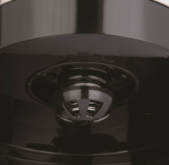 Russell Hobbs 24010-56 Cafetera de Goteo Adventure, Jarra de Cristal 1.25L (10 Tazas), Tecnología WhirlTech, Color Negro