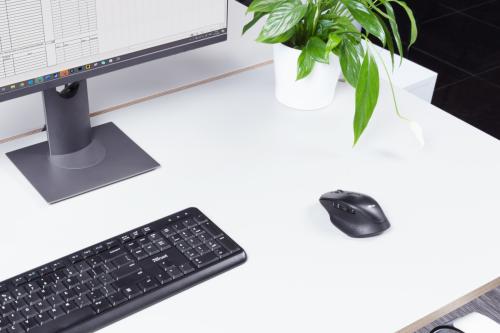 Trust Ozaa Ratón Ergonómico Inalámbrico con Batería Recargable, Clic Silencioso y DPI Ajustable hasta 2400 Trust Ozaa Ratón Ergonómico Inalámbrico con Batería Recargable, Clic Silencioso y DPI Ajustable hasta 2400