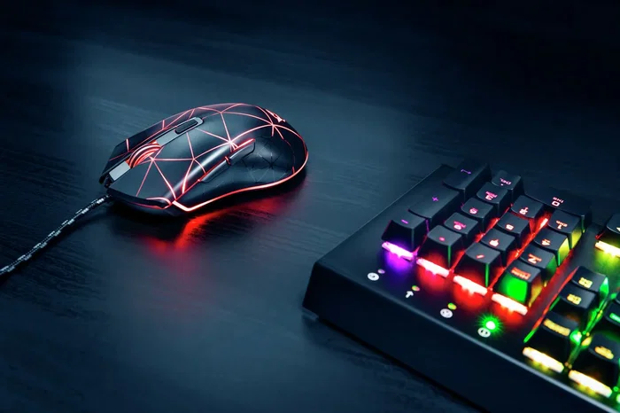Trust GXT 133 Locx Ratón Gaming Óptico 4000 DPI USB, Diseño Ambidiestro, 6 Botones, Iluminación LED RGB de 4 Colores, Cable Trenzado 1.8m, Para PC Windows 10/8/7 - Negro