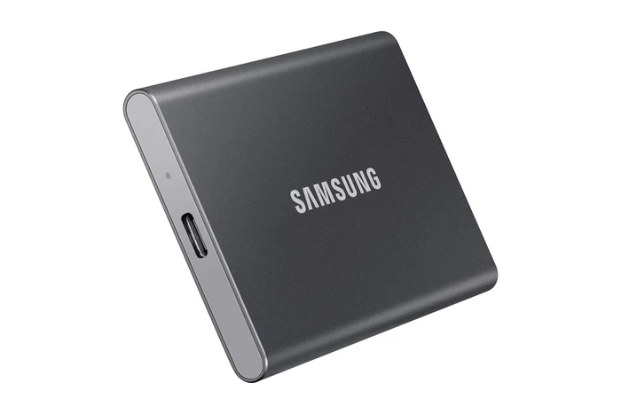 Samsung Portable SSD T7 2 TB USB 3.2 Gen 2 Gris Titanio - Hasta 1050 MB/s, USB-C, Resistente a Caídas, Encriptación AES 256-bit
