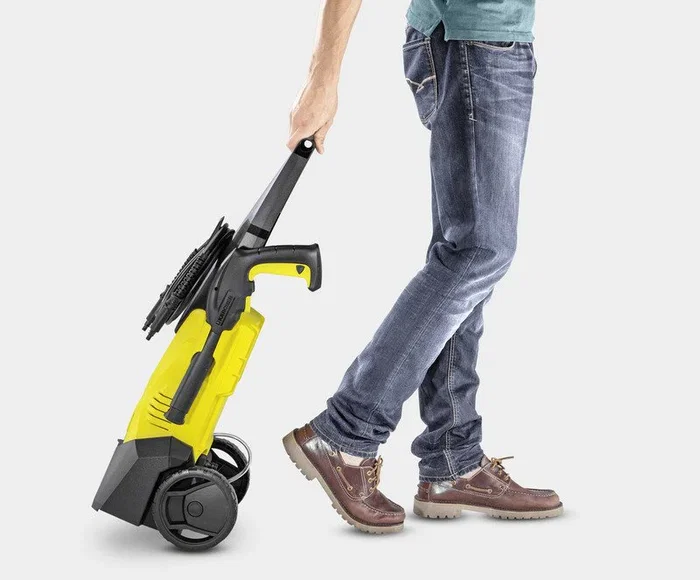 KÄRCHER K3 (1.601-s88.0) - Hidrolimpiadora de Alta Presión Eléctrica Compacta, 380 l/h, 1600 W, Pistola Quick Connect y Boquilla Turbo, Color Negro y Amarillo