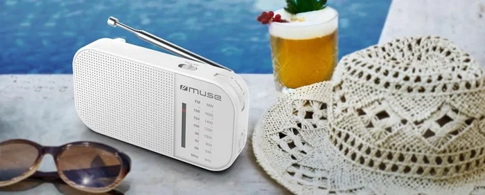 Muse M-025 RW - Radio Portátil Analógica con Sintonizador FM/MW (88-108 MHz), Color Blanco, Altavoz Integrado y Control de Volumen Giratorio