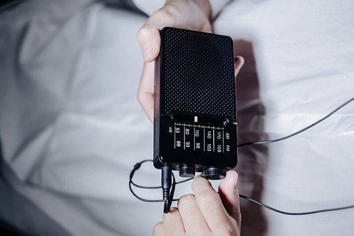 Sangean Radio AM/FM Horizontal – Negro