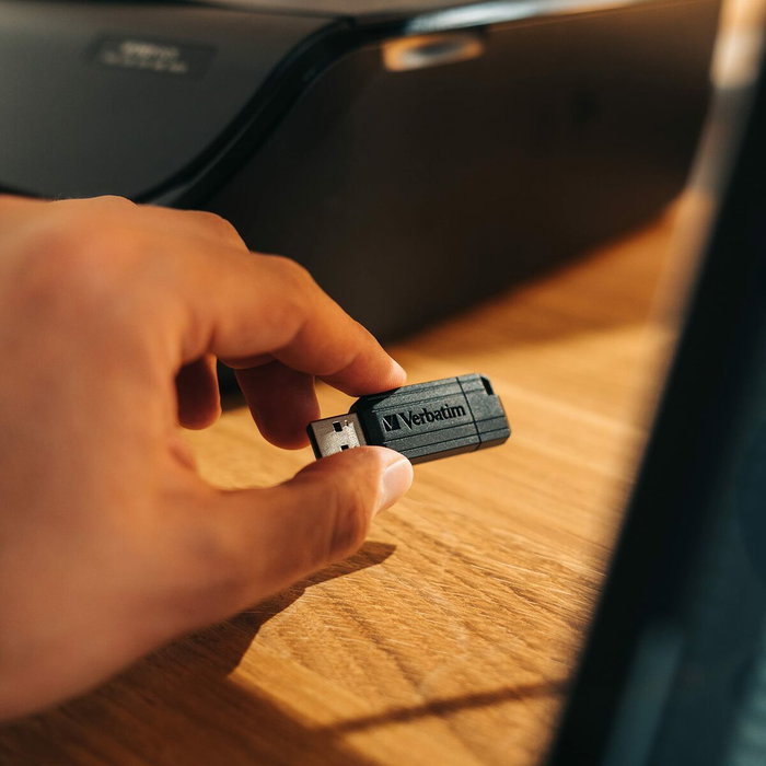 Verbatim Store'n'Go PinStripe 64GB USB 2.0 Negro