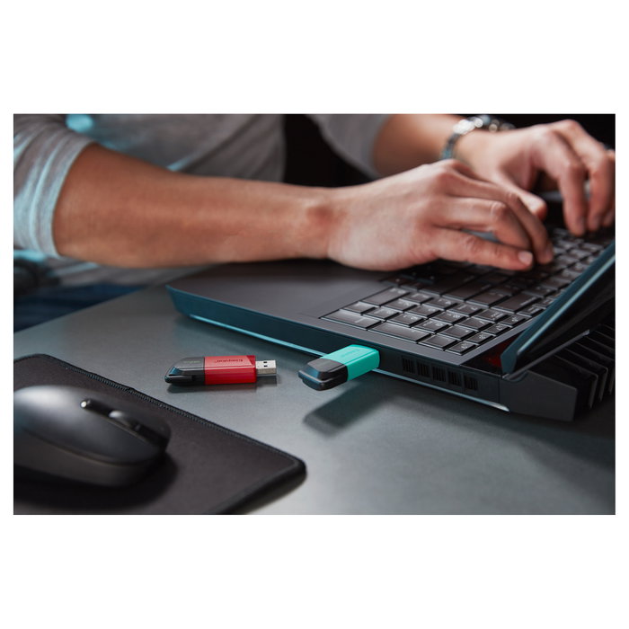 Kingston DataTraveler Exodia M 128 GB USB 3.2 Gen 1 Negro/Rojo