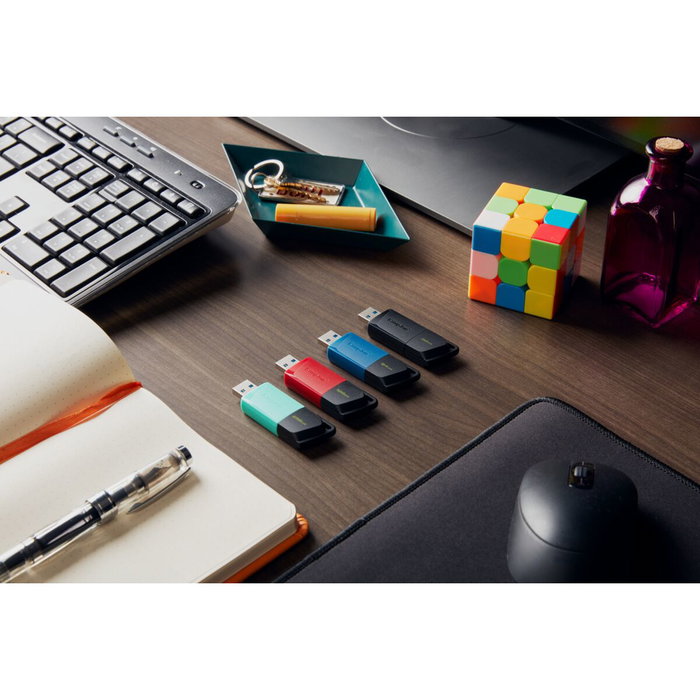 Kingston DataTraveler Exodia M 64 GB USB 3.2 Gen 1 Negro/Azul