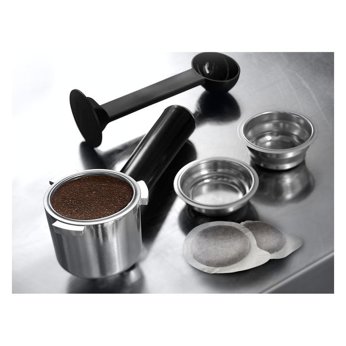 DeLonghi Máquina espresso Dedica EC685.BK Negro Plata
