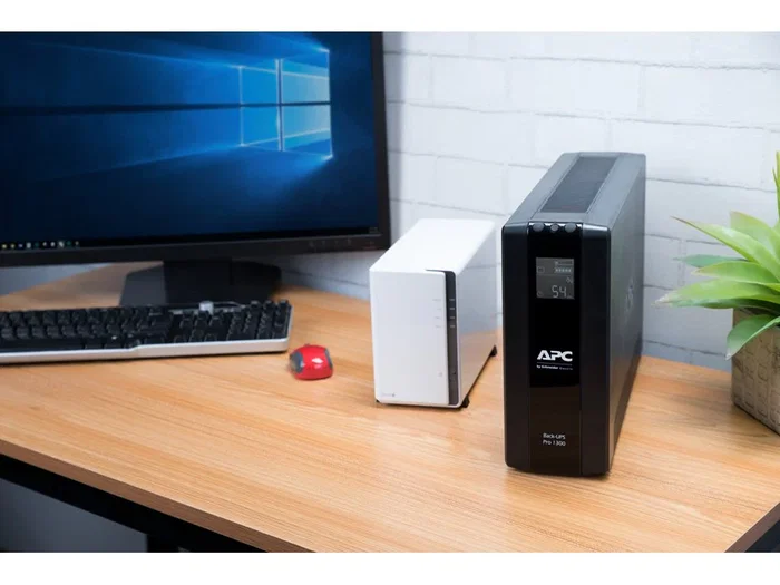 APC BR1300MI Sistema de alimentación ininterrumpida (UPS) Línea interactiva 1,3 kVA 780 W 8 salidas AC APC BR1300MI Sistema de alimentación ininterrumpida (UPS) Línea interactiva 1,3 kVA 780 W 8 salidas AC