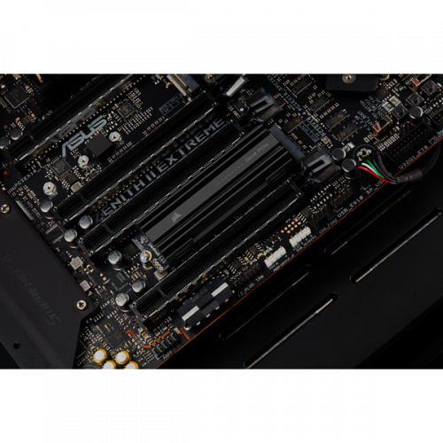 Corsair MP600 PRO M.2 2000 GB PCI Express 4.0 3D TLC NAND NVMe