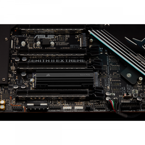 Corsair MP600 PRO M.2 2000 GB PCI Express 4.0 3D TLC NAND NVMe