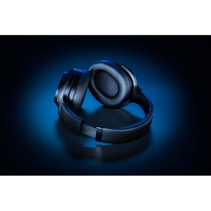 Razer Barracuda Pro Auriculares Inalámbricos Premium Híbridos con Cancelación de Ruido Activa y THX AAA (RZ04-03780100-R3M1)