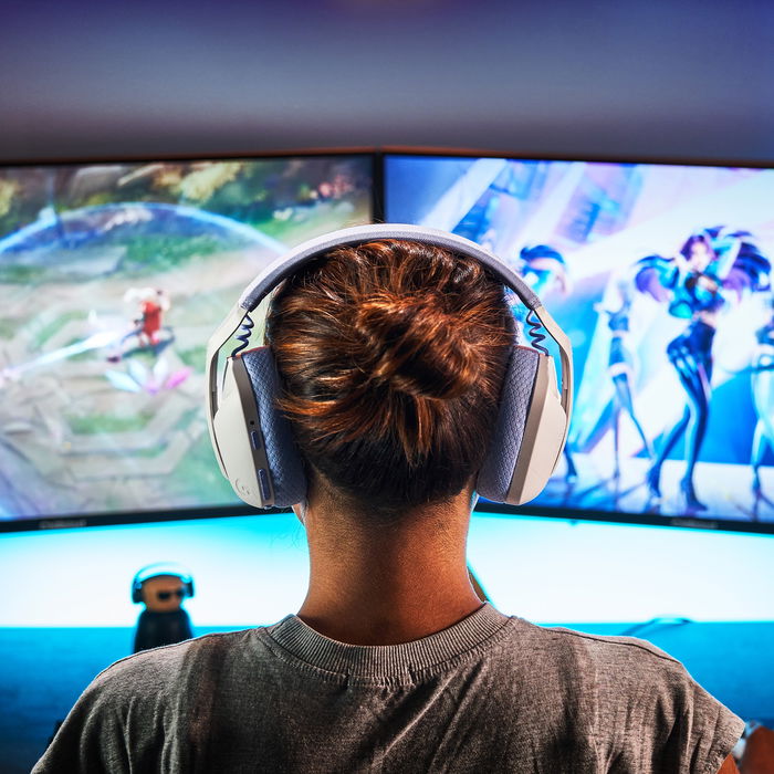 Logitech G435 Auriculares Gaming Inalámbricos con Microfono, Blanco, Dual Wireless LIGHTSPEED/Bluetooth, Sonido Envolvente, Compatible con PC y Consolas