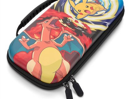 Power A 1522646-01 Estuche Protector Compacto para Nintendo Switch OLED, Switch, Switch Lite con Charizard vs Pikachu