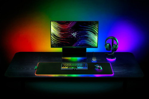 Razer RZ02-04490100-R3M1 Alfombrilla de Ratón para Juegos Strider Chroma RGB Negro 370mm x 900mm
