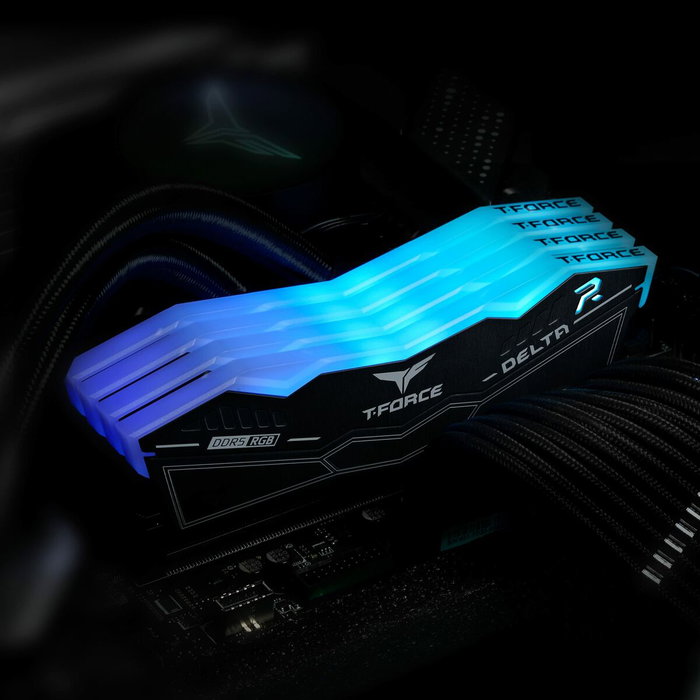 Team Group T-FORCE DELTA RGB 32 GB (2 x 16 GB) DDR5 6000 MHz DIMM