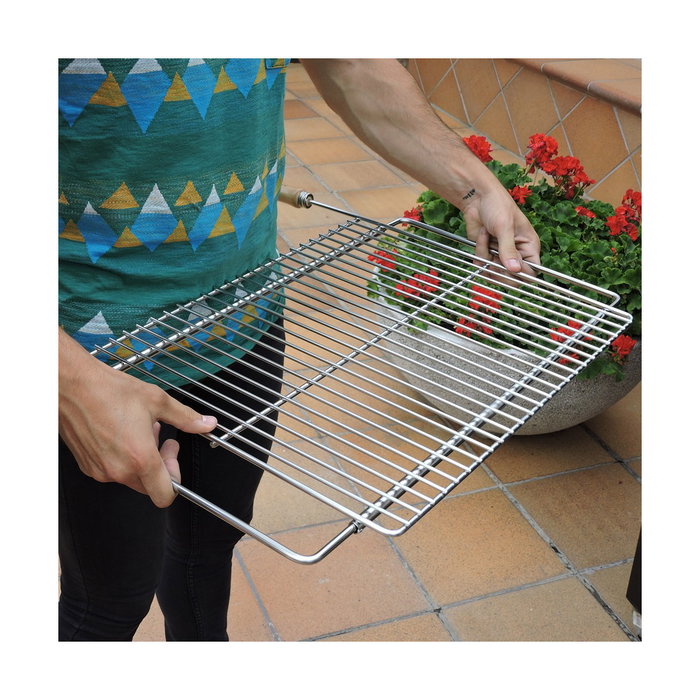 Sauvic Parrilla extensible de acero zincado con mangos de madera 60-70 x 40 cm Sauvic Parrilla extensible de acero zincado con mangos de madera 60-70 x 40 cm