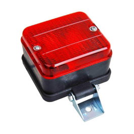 Benson Piloto trasero 12v para remolque Rojo 8,5x7,5cm