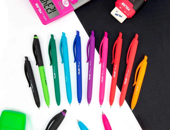 Milan Bolígrafo P1 Retractil Touch 1 mm Blister 5 Unidades Colores Surtidos Milan Bolígrafo P1 Retractil Touch 1 mm Blister 5 Unidades Colores Surtidos