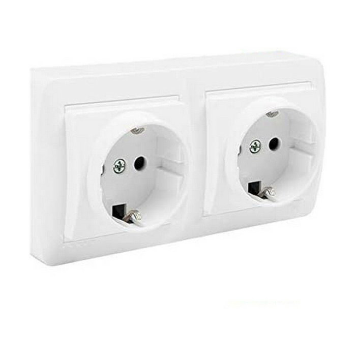 Solera Base doble bipolar con t/tl superficie mural 148 x 72 x 42 mm Solera Base doble bipolar con t/tl superficie mural 148 x 72 x 42 mm