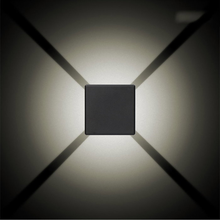 Edm Aplique LED Cuadrado 4 Proyecciones 6W 516lm 3000K Luz Cálida IP54 Edm Aplique LED Cuadrado 4 Proyecciones 6W 516lm 3000K Luz Cálida IP54