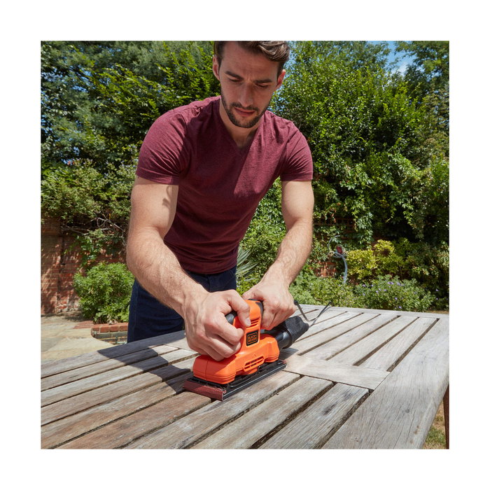 Black+Decker Lijadora orbital 150W BEW220-QS