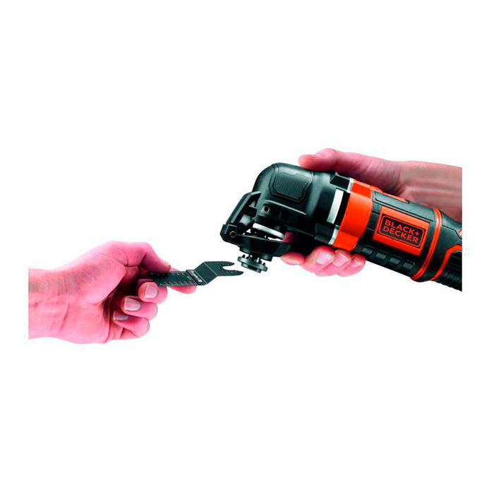 Black+Decker Multiherramienta Oscilante MT300KA-QS 300W con 12 Accesorios para Cortar, Raspar y Lijar