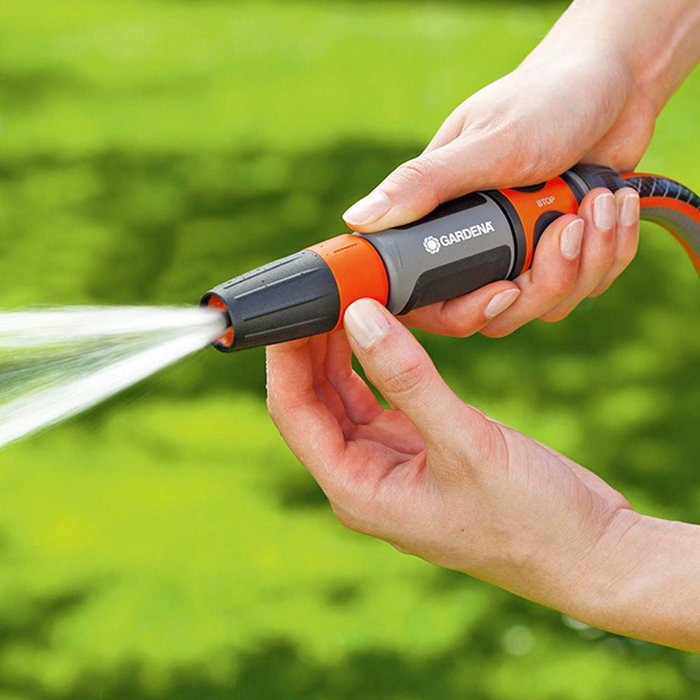 Gardena Lanza de Riego Pulverizador 4 en 1 Regulable, Blíster, Gris/Naranja, Polipropileno, Anti-hielo, Tratamiento Anti UV Gardena Lanza de Riego Pulverizador 4 en 1 Regulable, Blíster, Gris/Naranja, Polipropileno, Anti-hielo, Tratamiento Anti UV
