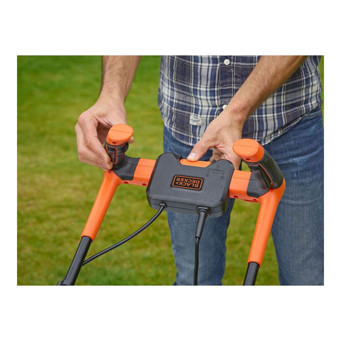 Black+Decker Cortacésped BEMW471BH-QS 1600W 38cm Ancho de Corte 45L Bolsa 600m²