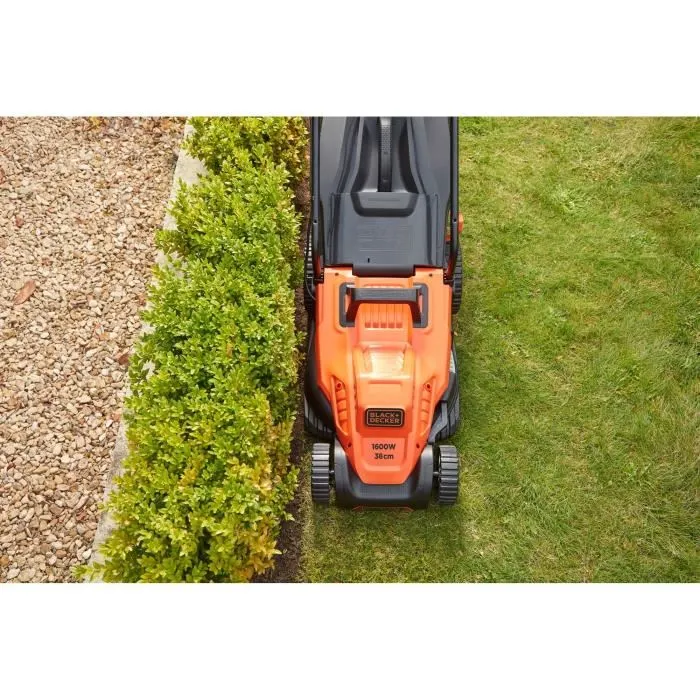 Black+Decker Cortacésped 1600W 38 cm BEMW471BH con mango de bicicleta