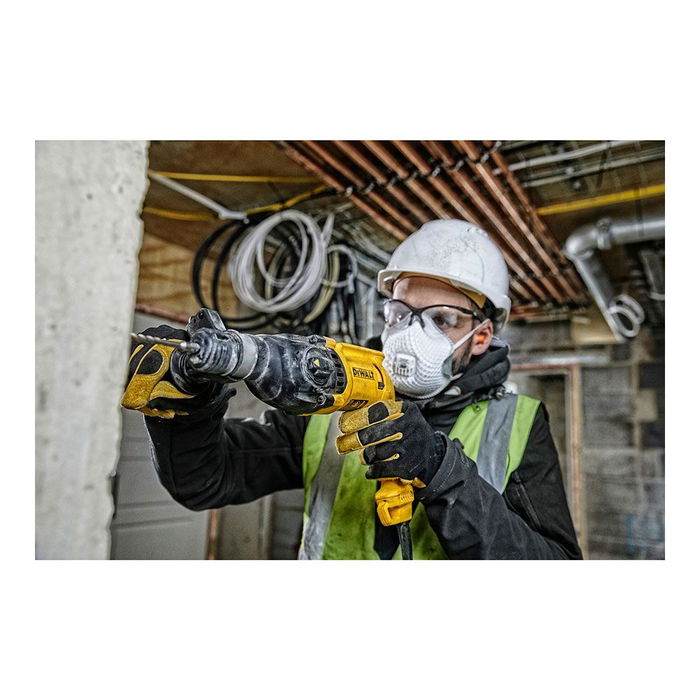 DeWalt Martillo Combinado 710W D25033K-QS con Maletín, SDS-Plus, Taladro Percutor para Hormigón 22mm, Metal 13mm y Demolición