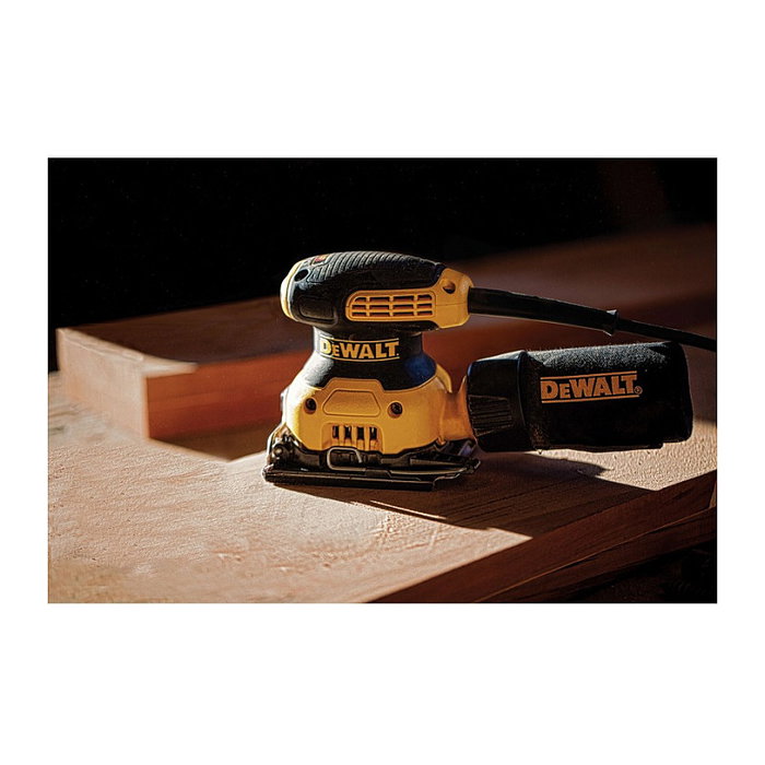 DeWALT DWE6411 Lijadora Orbital 230W 108x115 mm DeWALT DWE6411 Lijadora Orbital 230W 108x115 mm