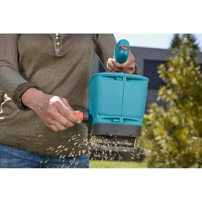 Gardena Esparcidor de Semillas Manual Ergonómico 0,5m-4m de Ancho, Capacidad 1-2kg