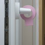 Rei Retenedor de cuña para puerta Lock 660 de plástico TPS rosa protege paredes y puertas