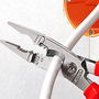 Knipex Alicates para Instalaciones Eléctricas 200 mm, Cromado, 6 Funciones (Cortar, Pelar, Crimpar), Certificación VDE 1000V, Mangos Aislados Rojo/Amarillo