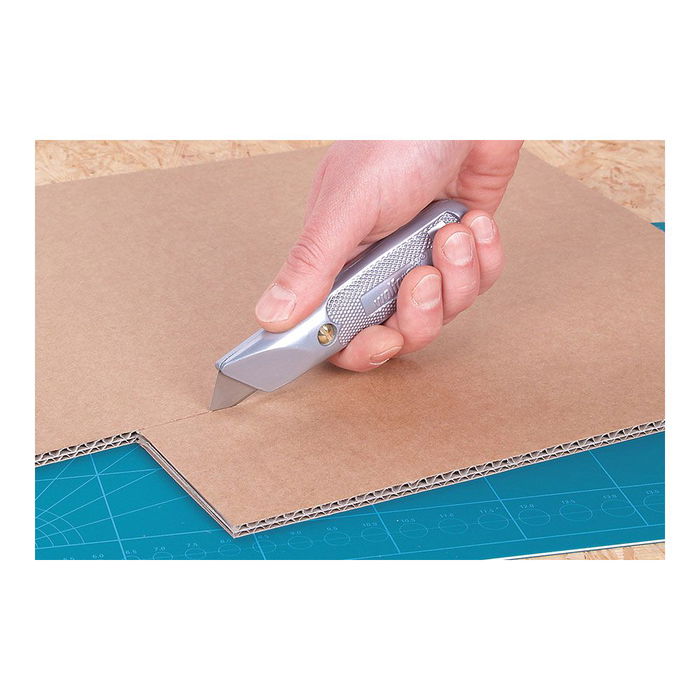 Wolfcraft Cúter Estándar 4150000 con Cuchilla Fija Trapezoidal - Carcasa Metálica y Agar Antideslizante