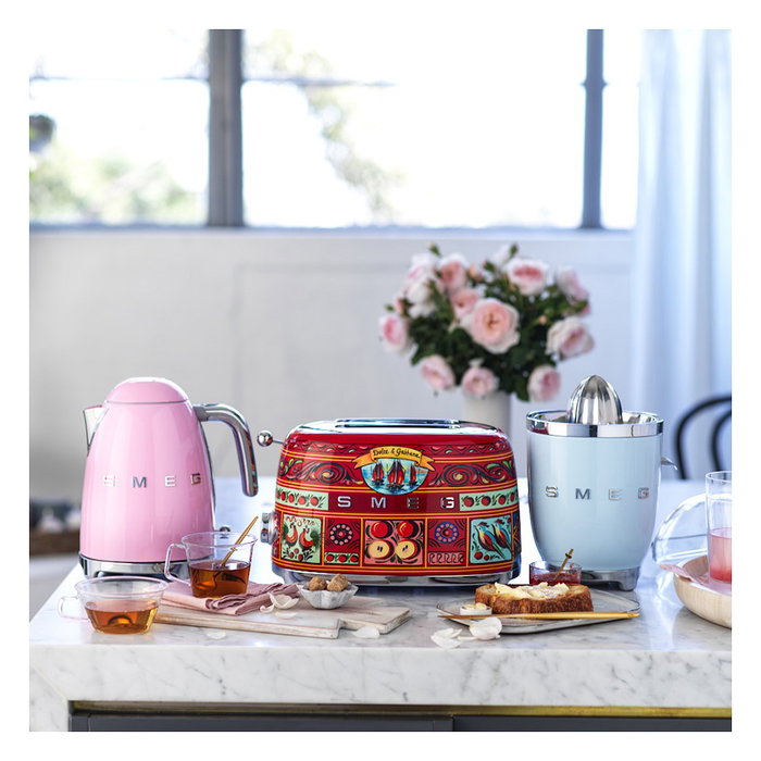 Smeg KLF03PKEU Hervidor de Agua 1,7 L 2400 W Acero Inoxidable Rosa