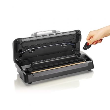 Laica Envasadora al Vacío VT3119 - 110W, Máquina de Envasado con Doble Sellado, Bandeja para Líquidos y Uso con Bidones, Color Negro Laica Envasadora al Vacío VT3119 - 110W, Máquina de Envasado con Doble Sellado, Bandeja para Líquidos y Uso con Bidones, Color Negro