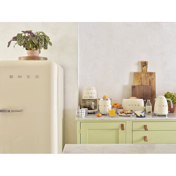 Smeg TSF03CREU - Tostadora, Color Crema