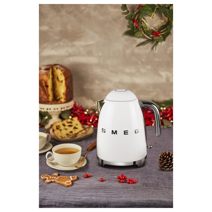 Smeg KLF03WHEU - Hervidor Eléctrico 1.7L 2400W, Blanco, Acero Inoxidable, Base 360°, Apagado Automático Smeg KLF03WHEU - Hervidor Eléctrico 1.7L 2400W, Blanco, Acero Inoxidable, Base 360°, Apagado Automático