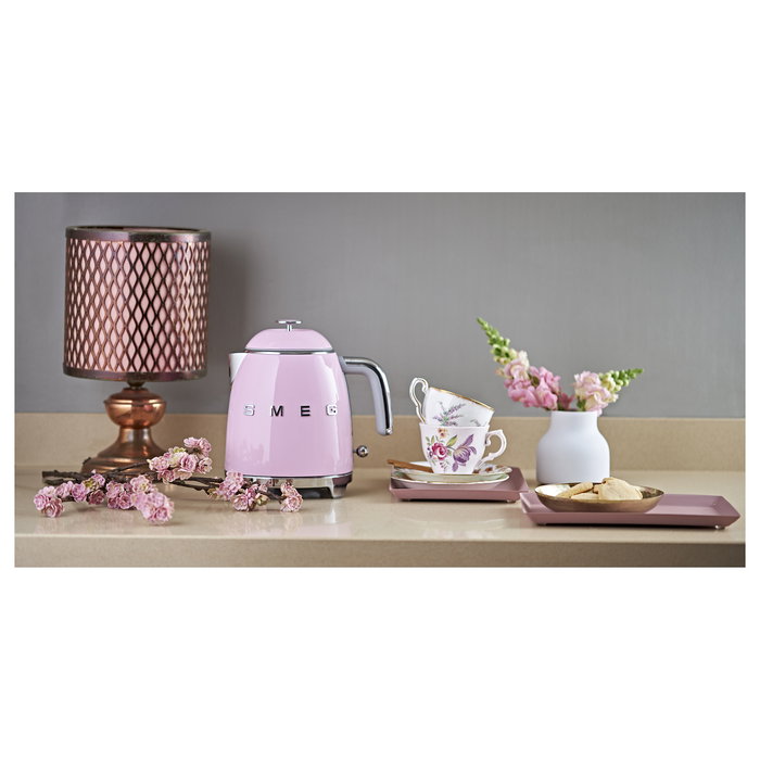 Smeg KLF05PKEU Tetera o Hervidor Eléctrico Pequeño Mini, Color Rosa Smeg KLF05PKEU Tetera o Hervidor Eléctrico Pequeño Mini, Color Rosa